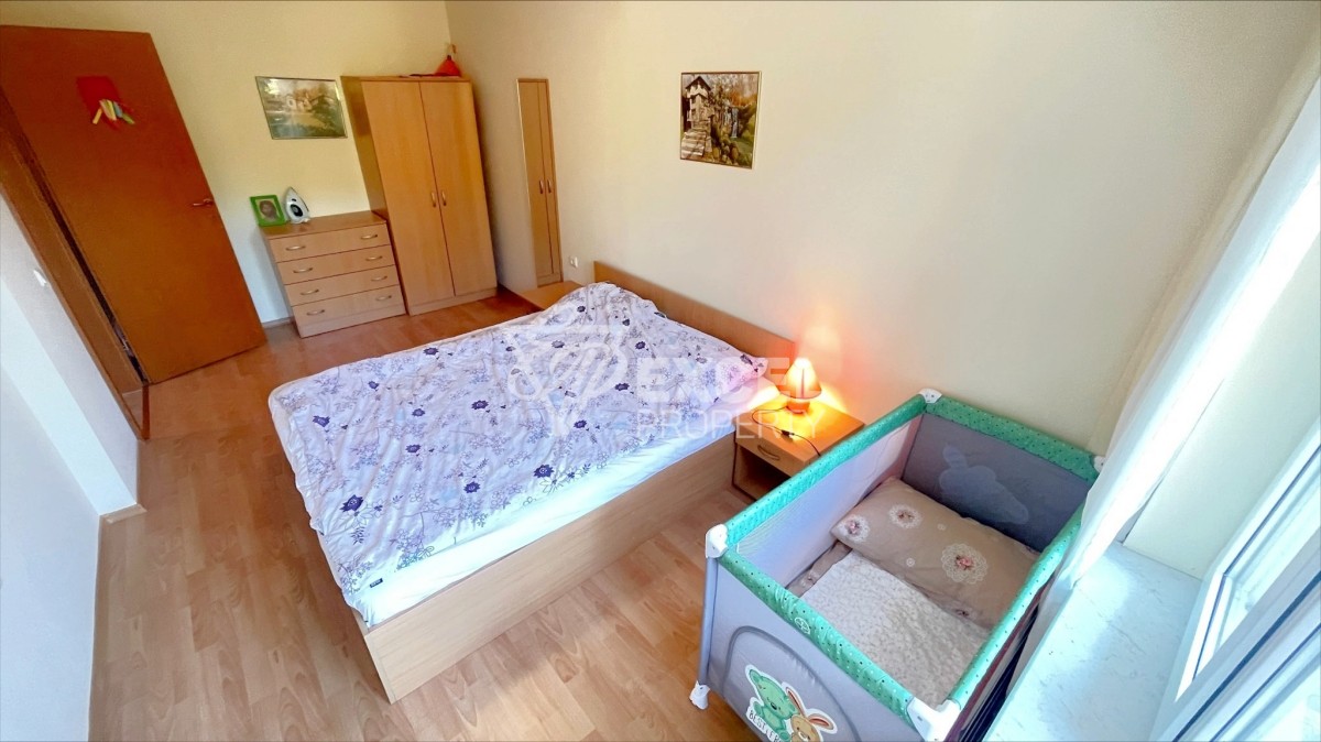 Обзаведен, двустаен апартамент в комплекс Империал Форт Клуб.