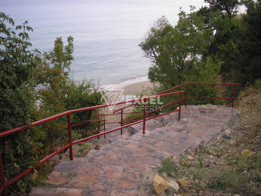 Двустаен обзаведен апартамент в Краун Форт с гледка басейн