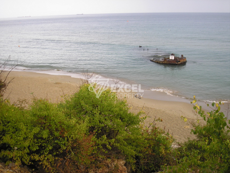 Двустаен обзаведен апартамент в Краун Форт с гледка басейн