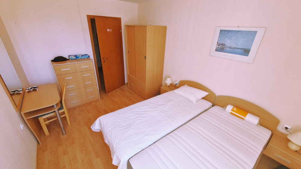 Просторен апартамент в комплекс с Марина Вю Форт с гледка море