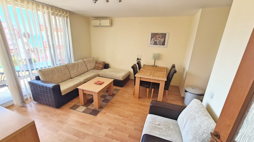 Просторен апартамент в комплекс с Марина Вю Форт с гледка море