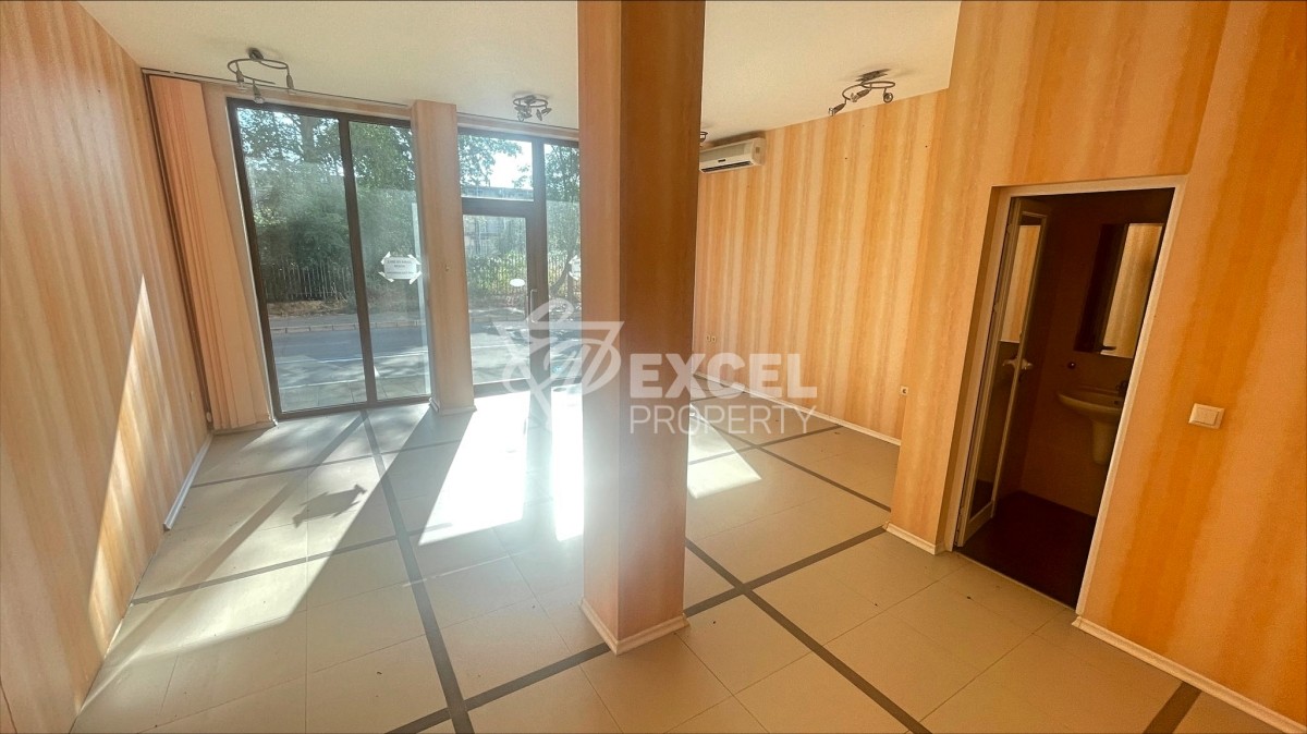 Магазин/офис под наем в Слънчев Бряг