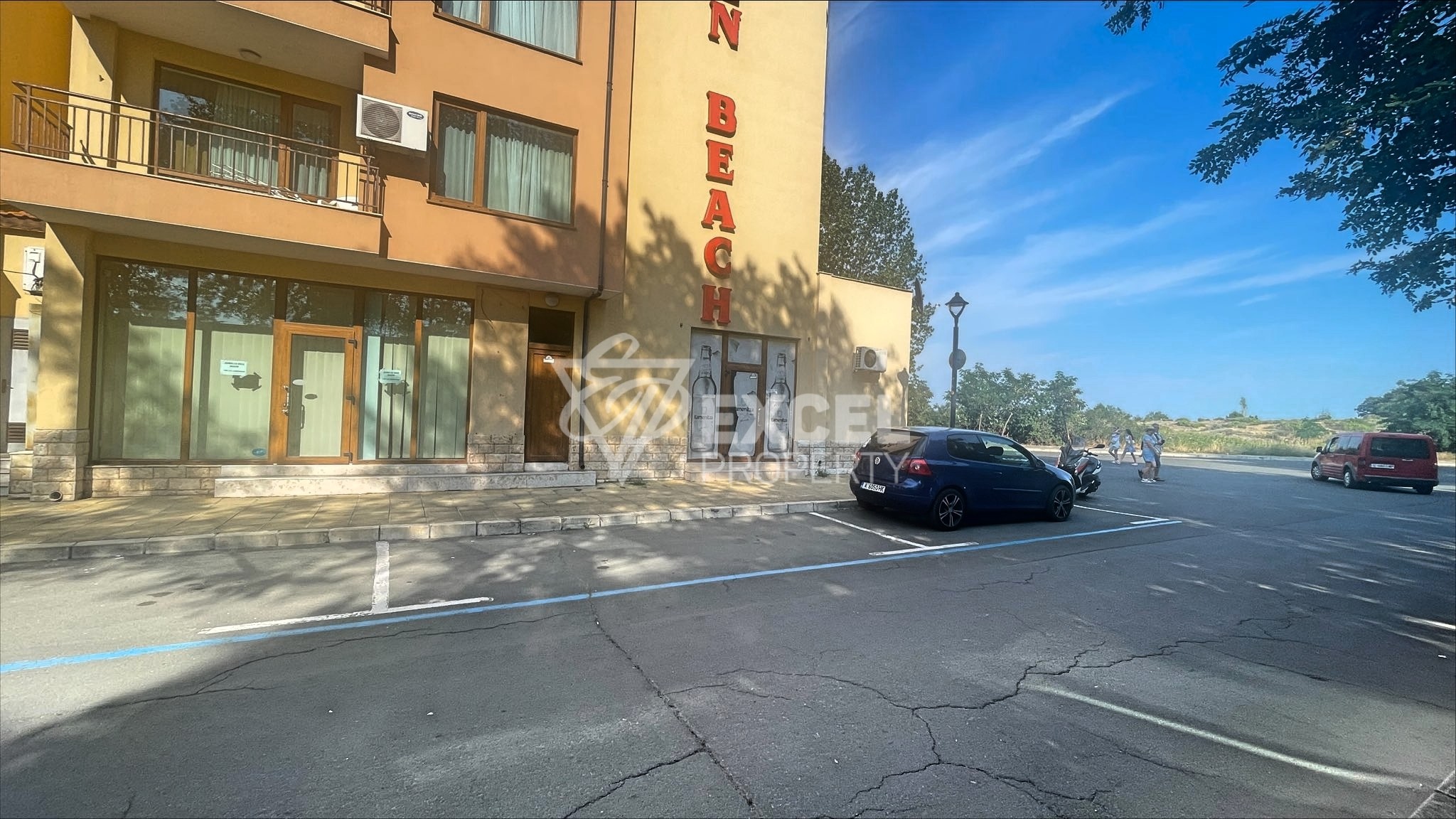 Магазин/офис под наем в Слънчев Бряг