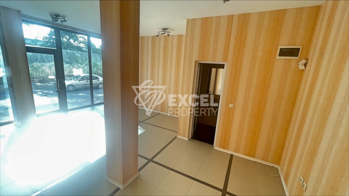 Магазин/офис под наем в Слънчев Бряг