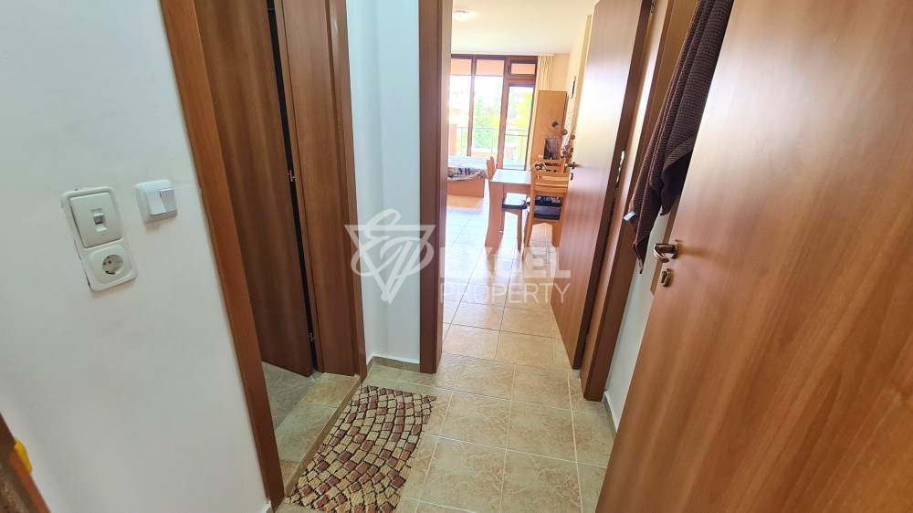 Обзаведено студио в Равда на първа линия.