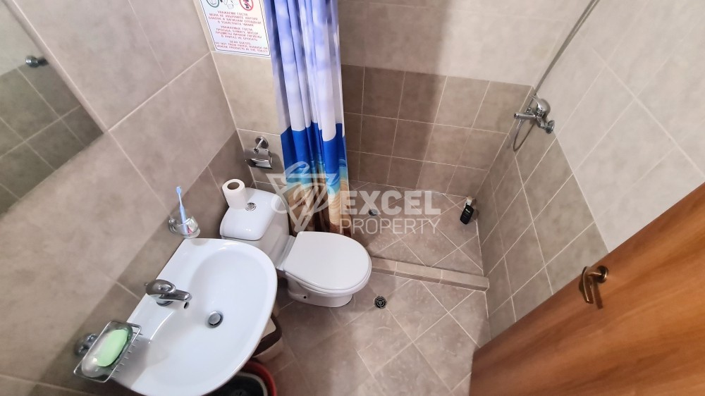 Обзаведено студио в Равда на първа линия.