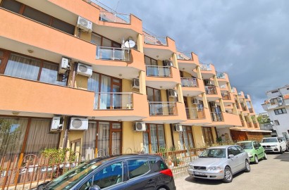 Обзаведено студио в Равда на първа линия.