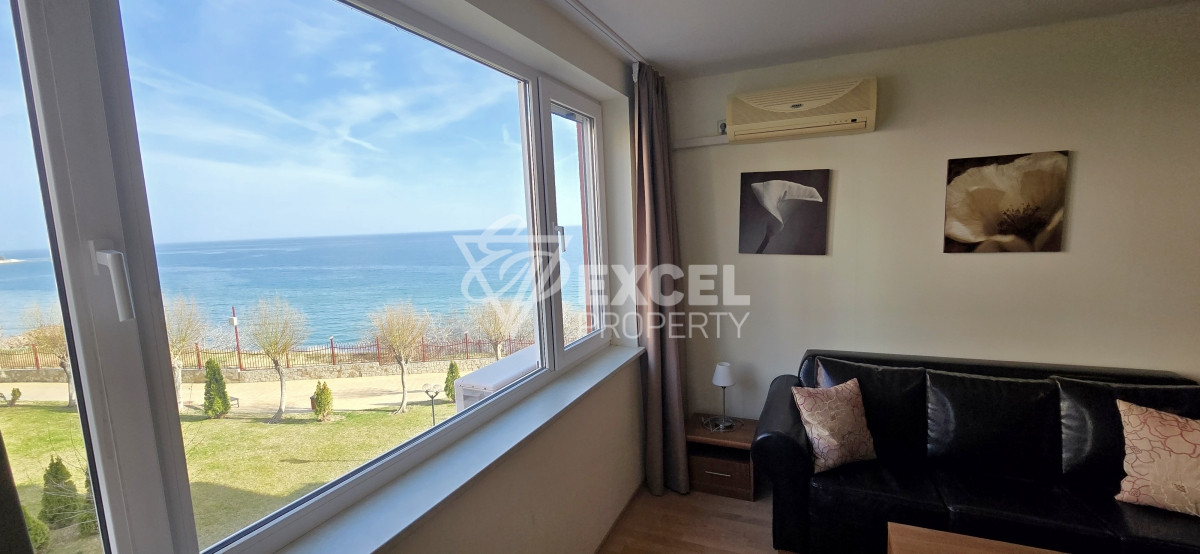 Апартамент с гледка море в комплекс Гранд Резорт Форт Нокс, Свети Влас. Първа линия