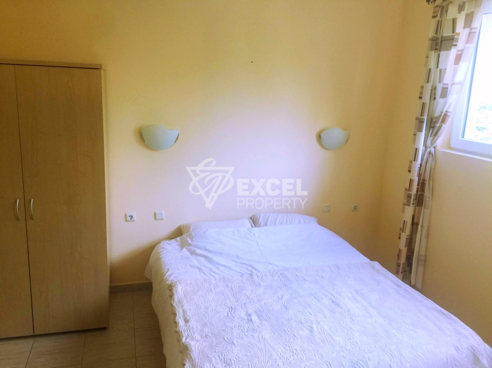 Обзаведен тристаен апартемнт в Слънчев бряг в комплекс Поло Резорт