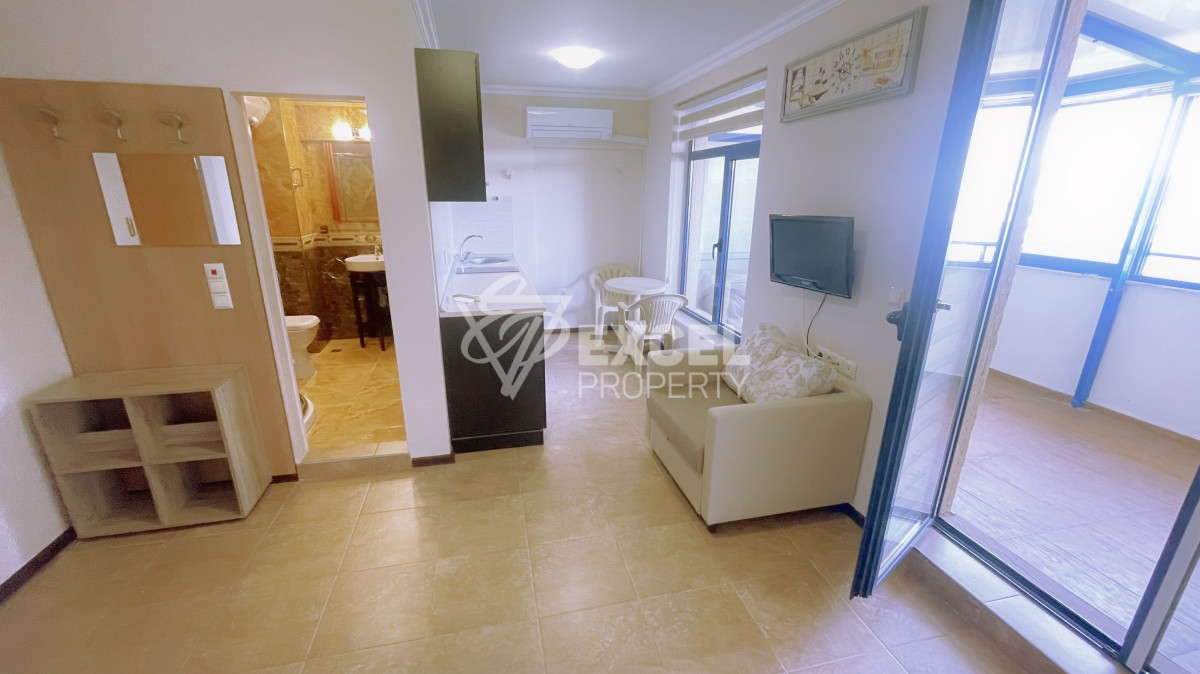 Обзаведено студио в Слънчев Бряг само на 200 м от морето в района на Какао Бийч