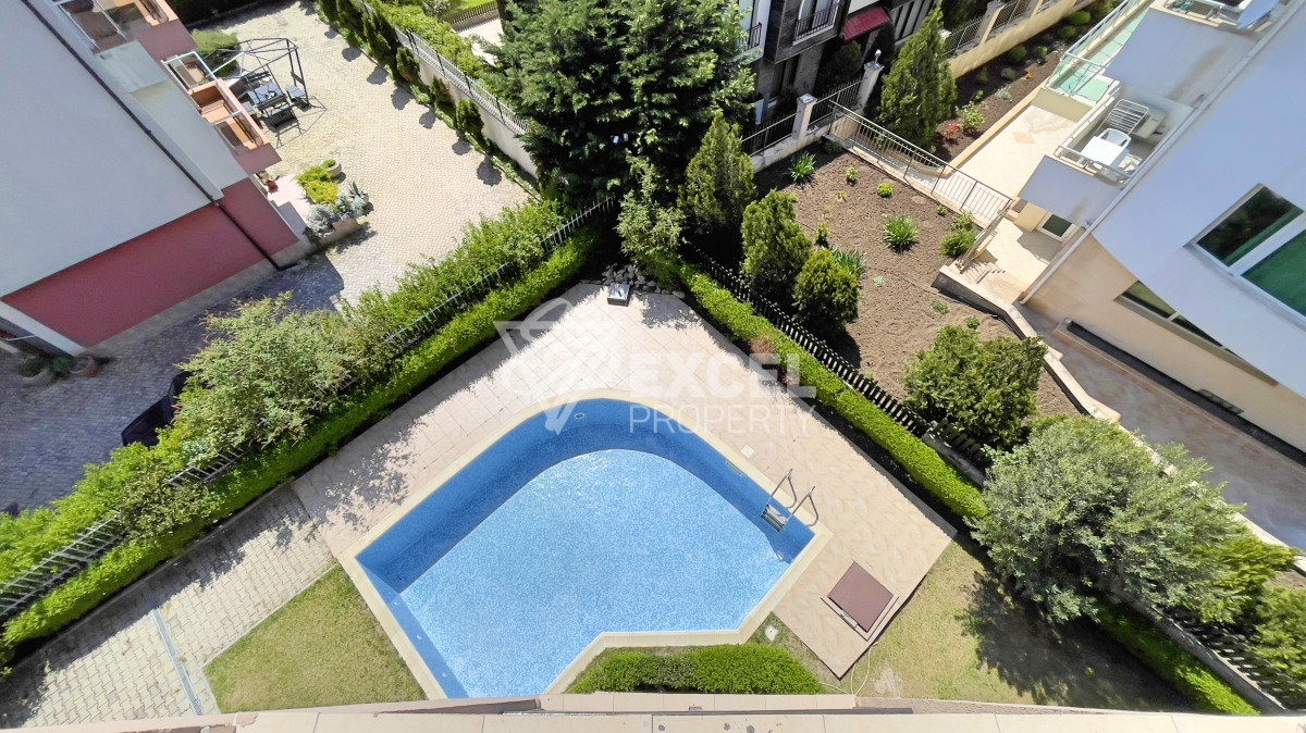 Тристаен апартамент с гледка море на 200м от морето в Свети Влас