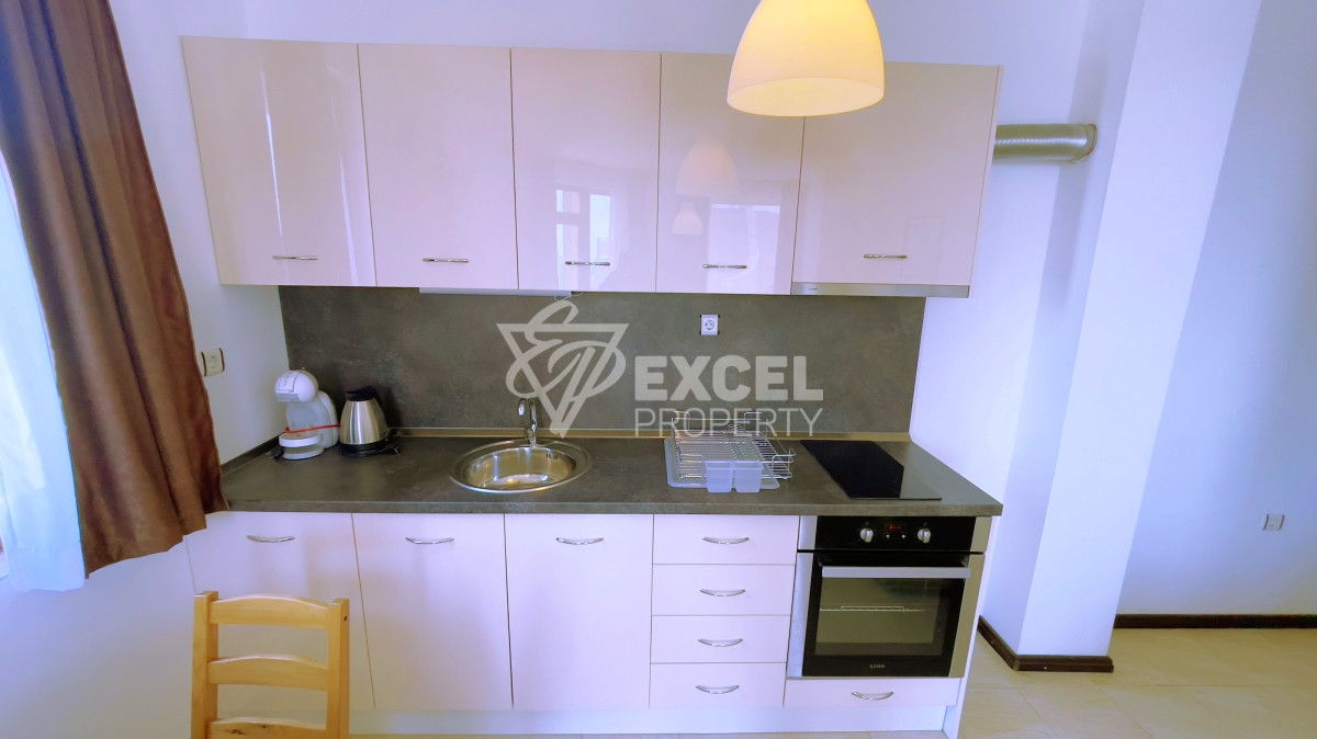 Тристаен апартамент с гледка море на 200м от морето в Свети Влас