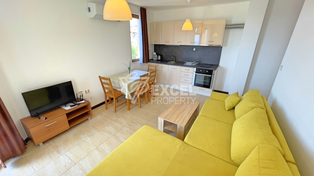 Тристаен апартамент с гледка море на 200м от морето в Свети Влас