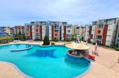 Обзаведен, тристаен апартамент в Слънчев Бряг в района на Какао Биич