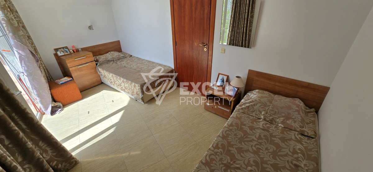 Тристаен апартамент за продажба в комплекс Сън Вилидж, Слънчев Бряг