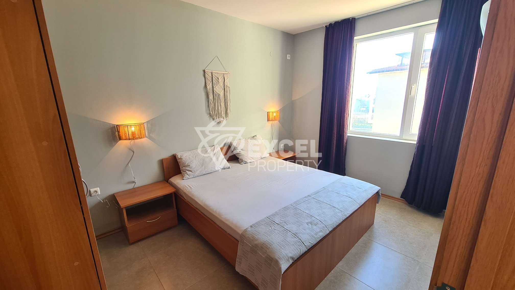 Съни Бийч Хилс, Слънчев бряг - тристаен, обзаведен апартамент