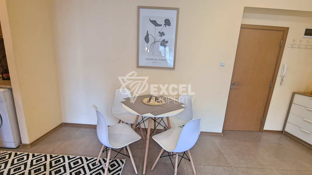 Съни Бийч Хилс, Слънчев бряг - тристаен, обзаведен апартамент