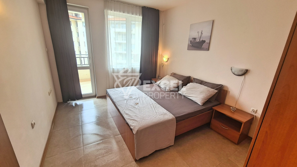 Съни Бийч Хилс, Слънчев бряг - тристаен, обзаведен апартамент