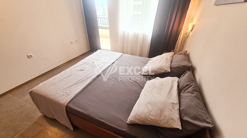 Съни Бийч Хилс, Слънчев бряг - тристаен, обзаведен апартамент