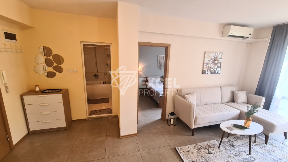 Съни Бийч Хилс, Слънчев бряг - тристаен, обзаведен апартамент