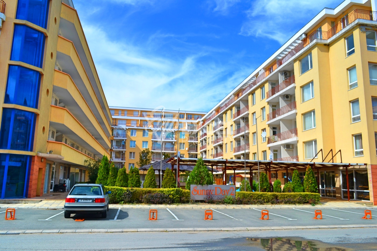 Мезонет за продажба в Слънчев Бряг – комплекс Sunny Day 2, близо до морето