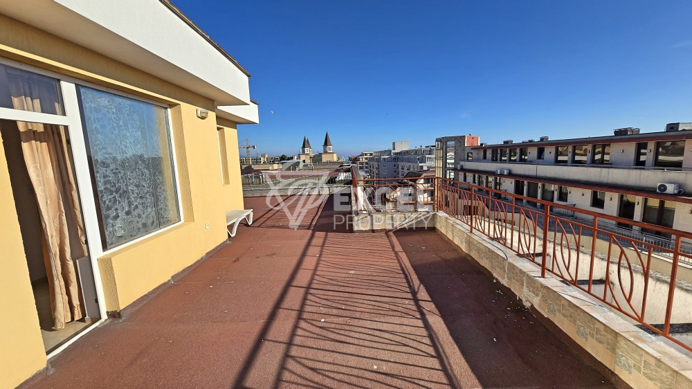 Мезонет за продажба в Слънчев Бряг – комплекс Sunny Day 2, близо до морето