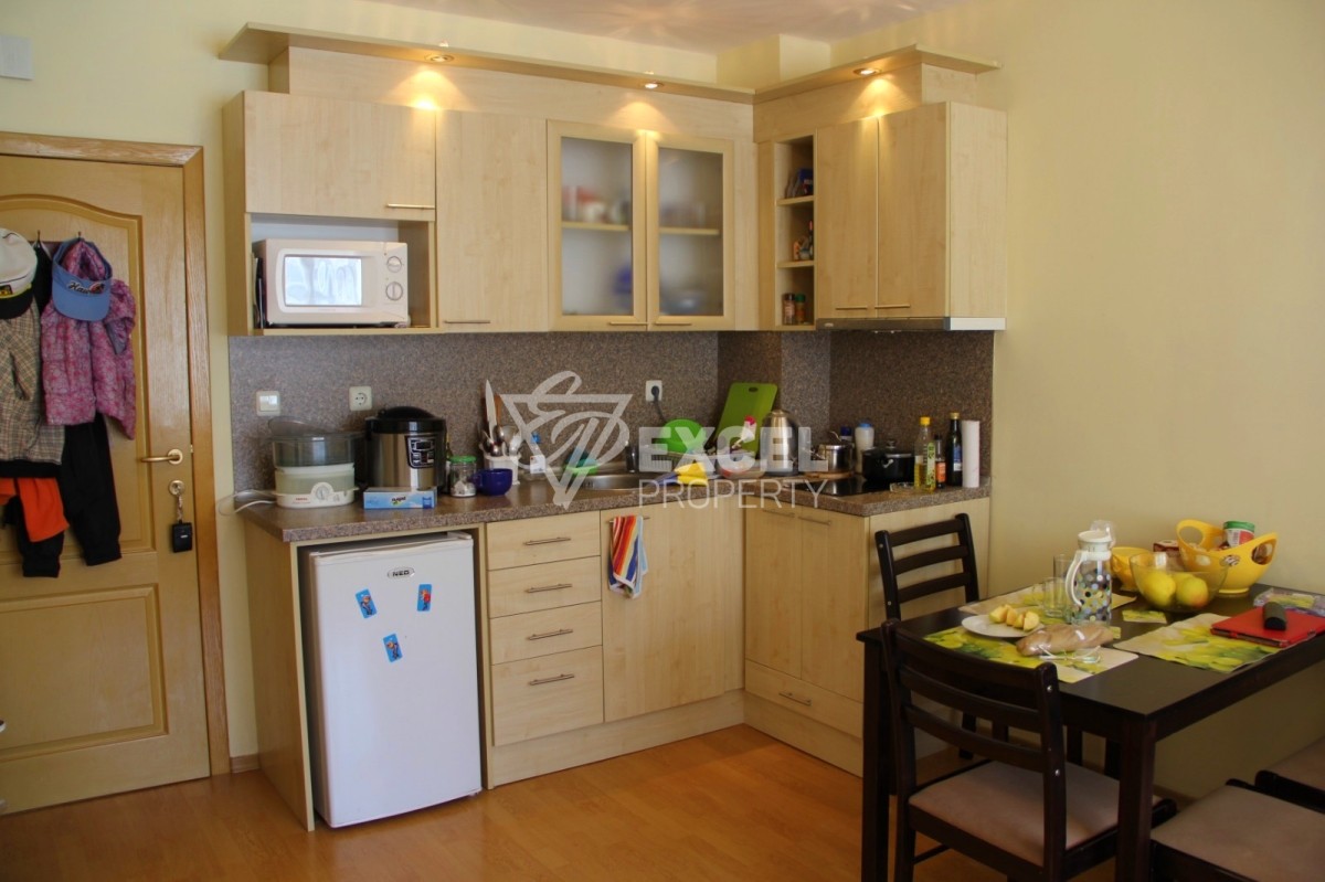 Двустаен апартамент в Свети Влас на 150 м от морето