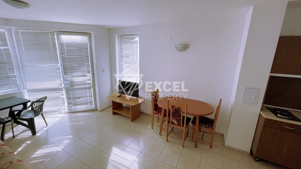 Двустаен апартамент с частична гледка море в Свети Влас