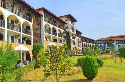 Комплекс Воденицата, Свети Влас - тристаен апартамент на партера.