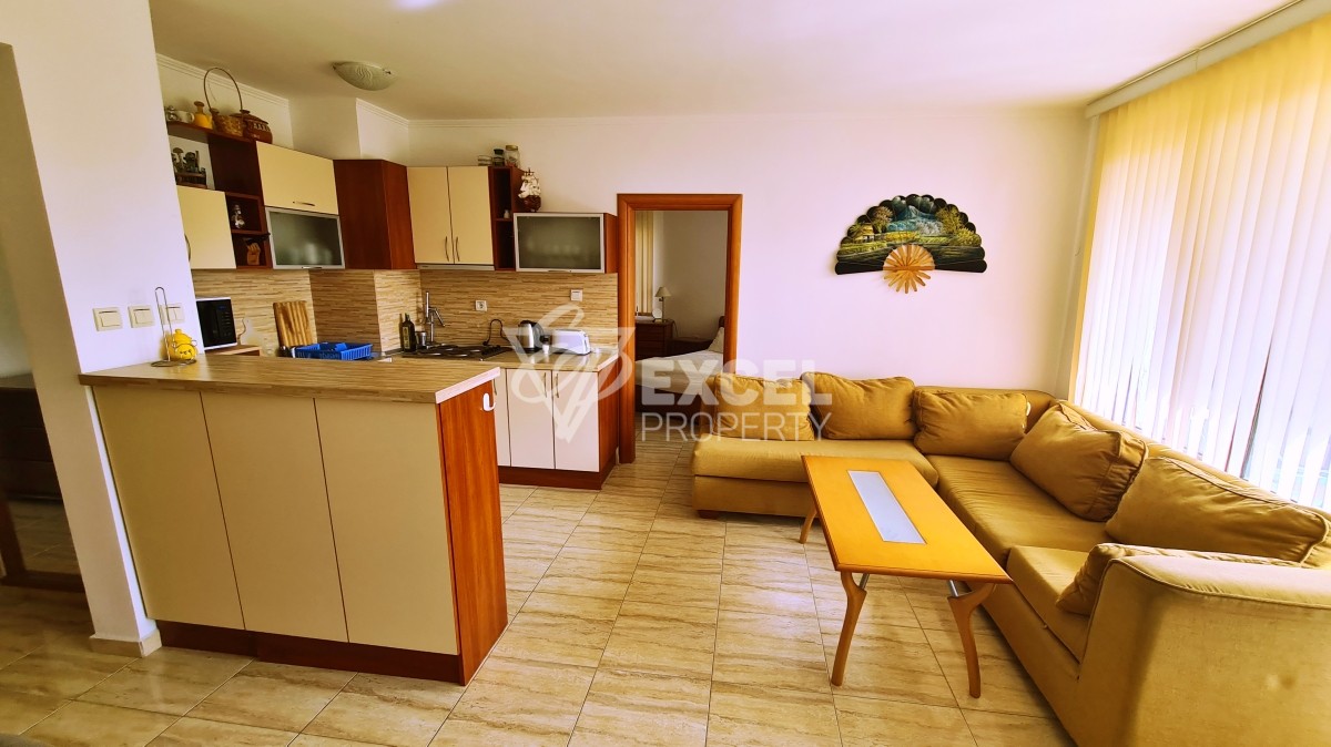 Комплекс Воденицата, Свети Влас - тристаен апартамент на партера.