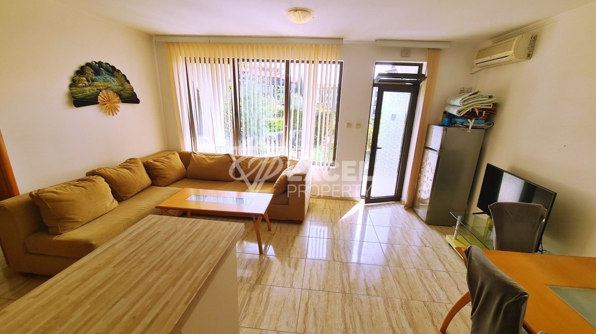 Комплекс Воденицата, Свети Влас - тристаен апартамент на партера.