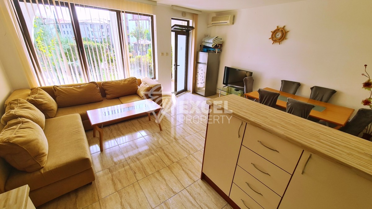 Комплекс Воденицата, Свети Влас - тристаен апартамент на партера.