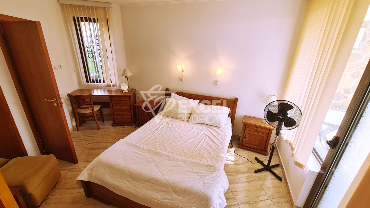 Комплекс Воденицата, Свети Влас - тристаен апартамент на партера.