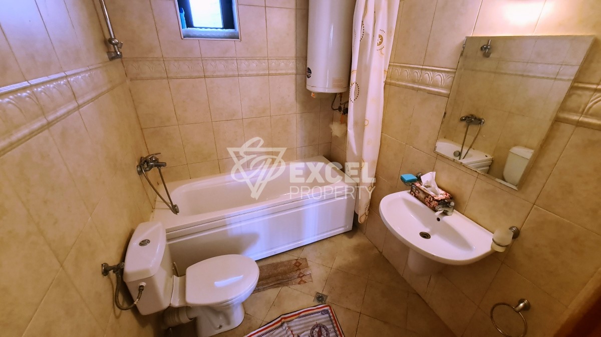 Комплекс Воденицата, Свети Влас - тристаен апартамент на партера.