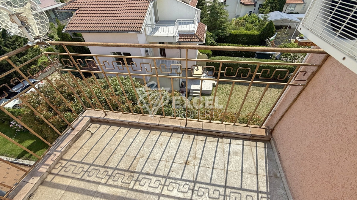 Апартамент с гледка море в комплекс Залив, Свети Влас.