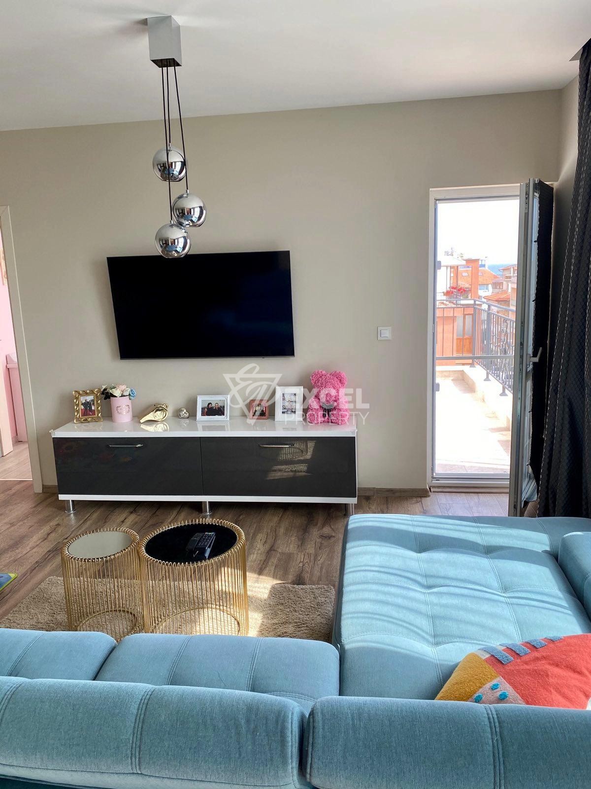 Луксозен тристаен апартамент !