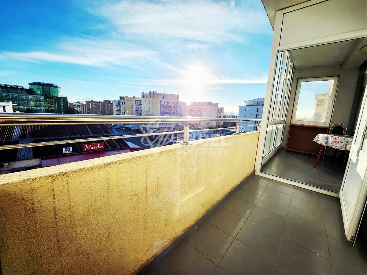 Двустаен апартамент, без такса поддръжка.