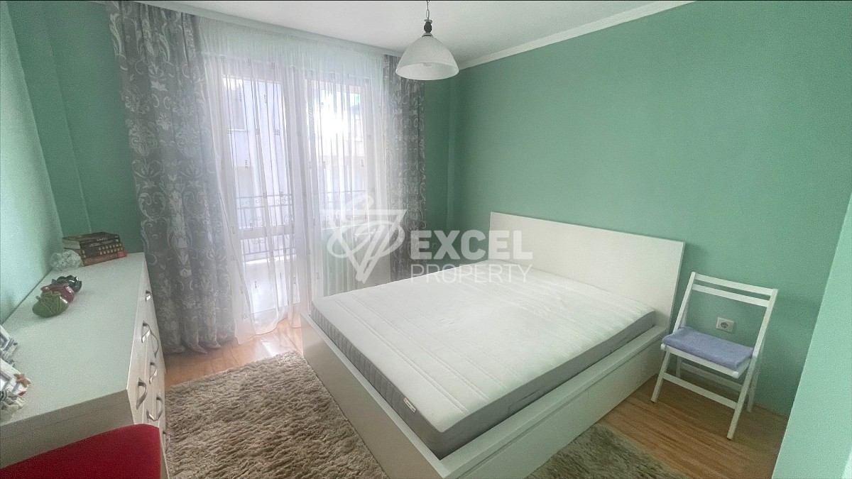 Голям апартамент в кв. Черно Море, подходящ за голямо семейство