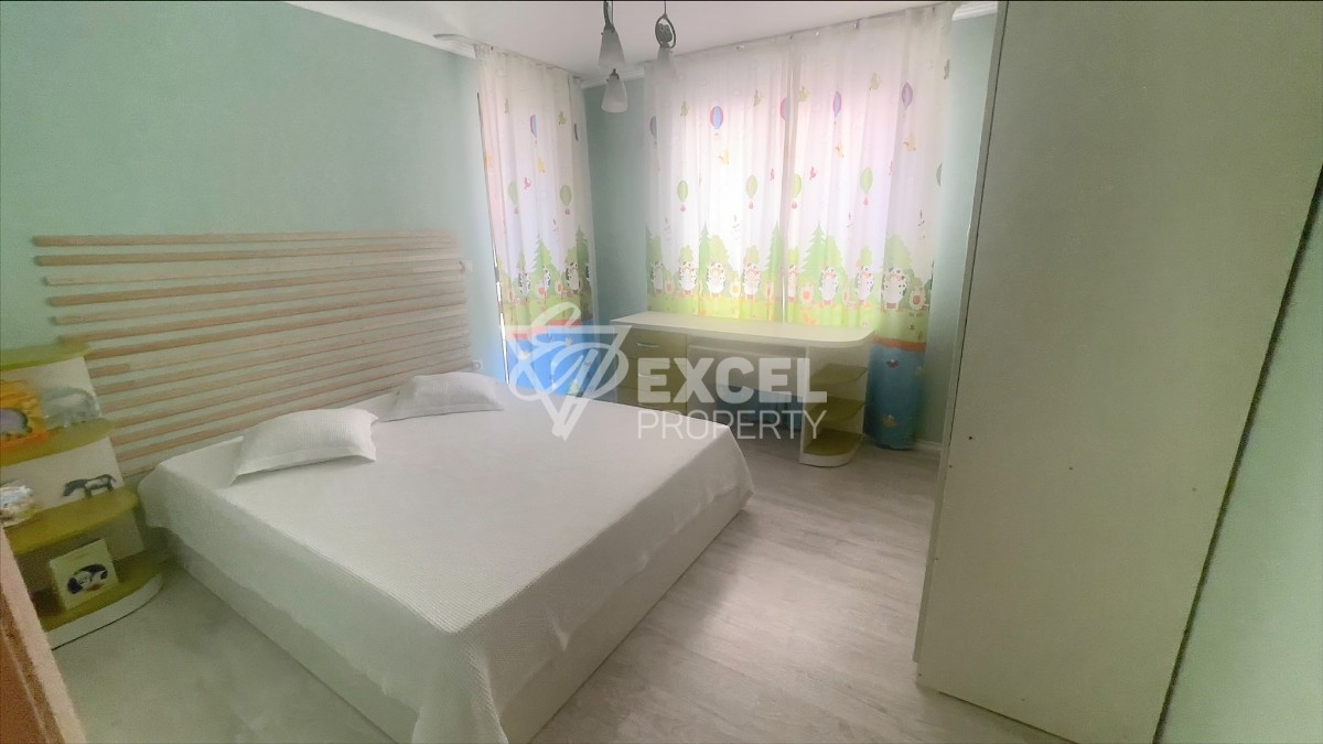 Голям апартамент в кв. Черно Море, подходящ за голямо семейство