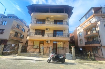 Обзаведен двустаен апартамент в кв. Черно Море Несебър