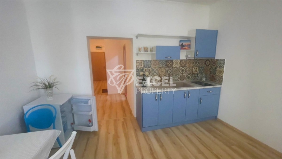 Обзаведен двустаен апартамент в кв. Черно Море Несебър