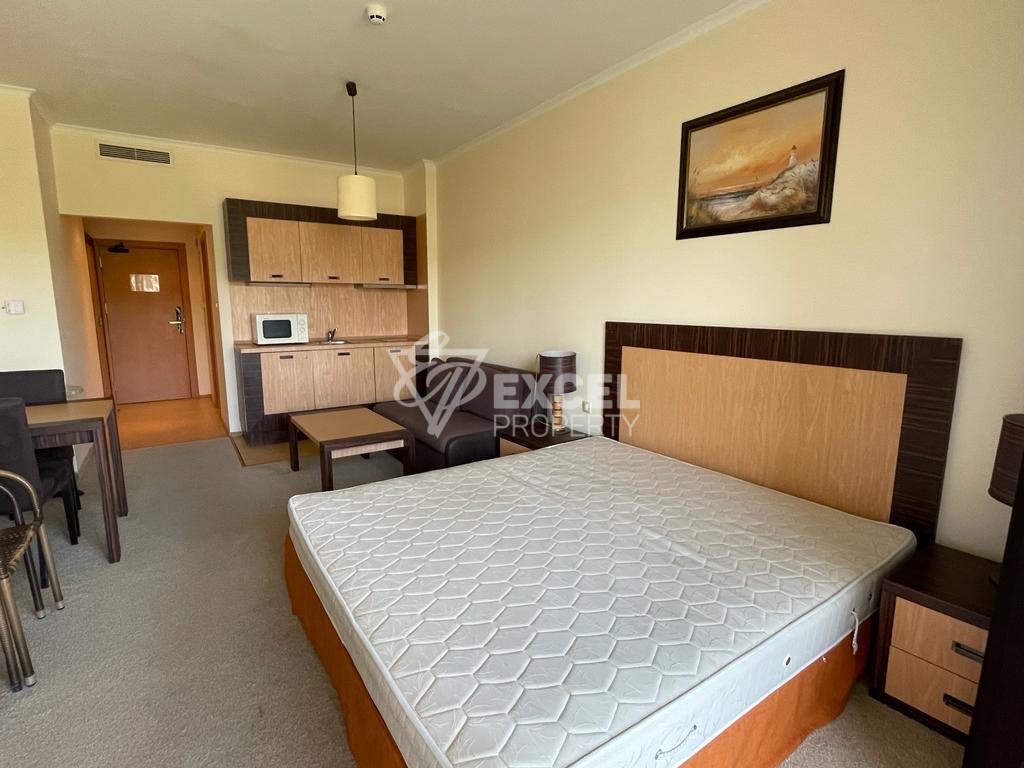 Изгодно студио в Маджестик Бийч Резорт първа линия до плажа