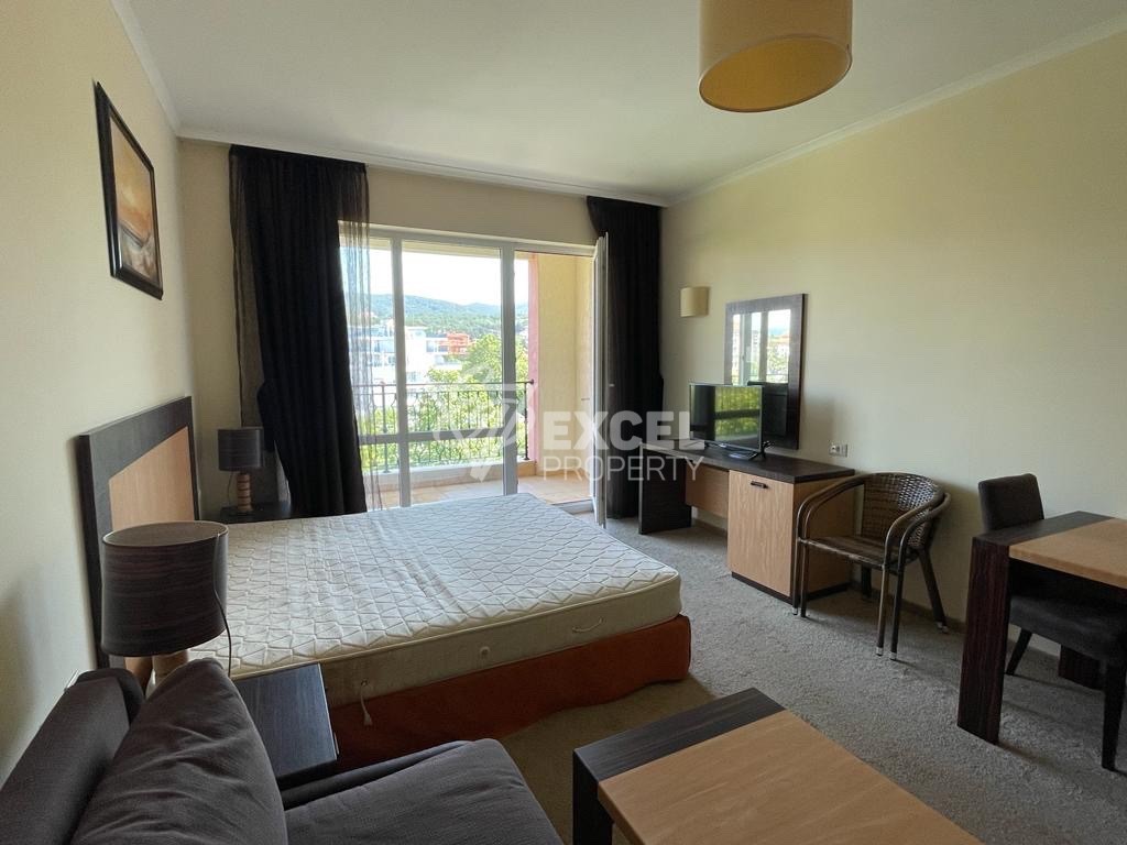 Изгодно студио в Маджестик Бийч Резорт първа линия до плажа