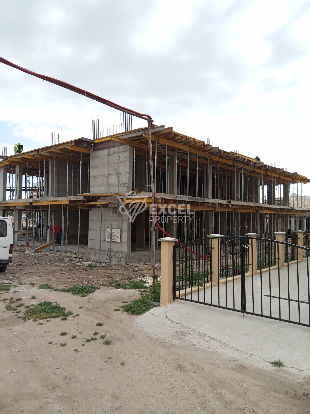 Изгодно предложение за инвестиция в новострояща се сграда в центъра на Равда