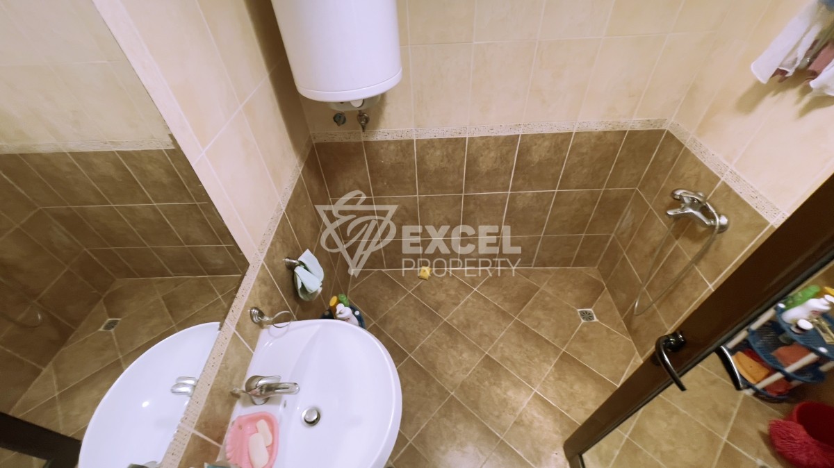 Студио в затворен комплекс на 450 м от морето в Свети Влас