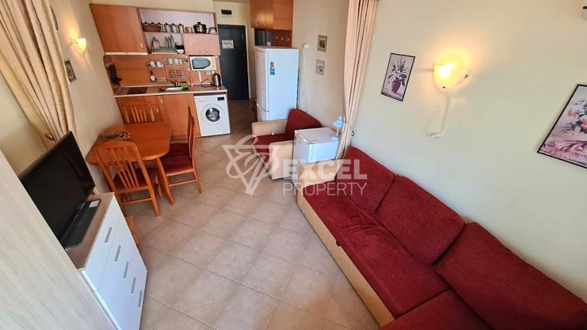 Обзаведен двустаен апартамент в центъра на Слънчев бряг