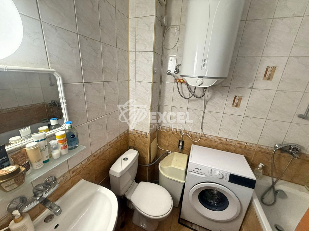 Тристаен, обзаведен имот без такса за поддръжка-Слънчев Бряг