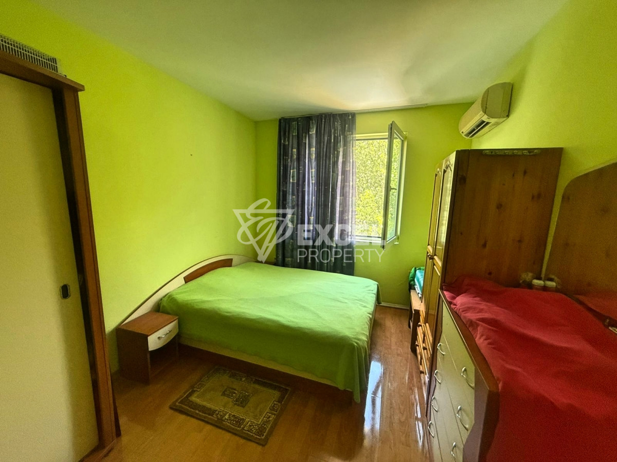 Тристаен, обзаведен имот без такса за поддръжка-Слънчев Бряг