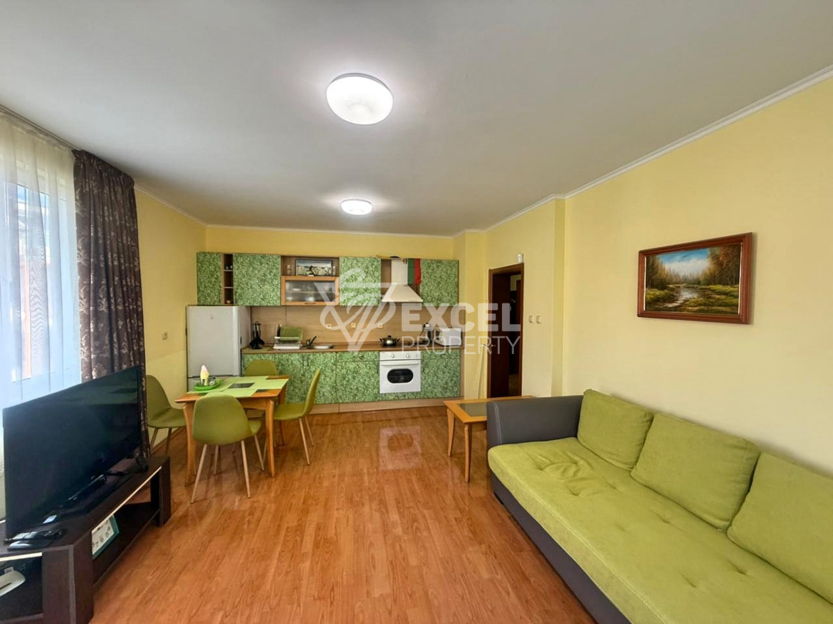 Тристаен, обзаведен имот без такса за поддръжка-Слънчев Бряг