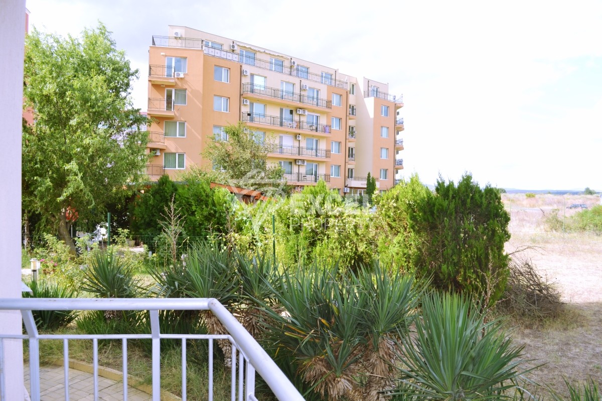 Двустаен, мебелиран имот- в северната част на Слънчев бряг